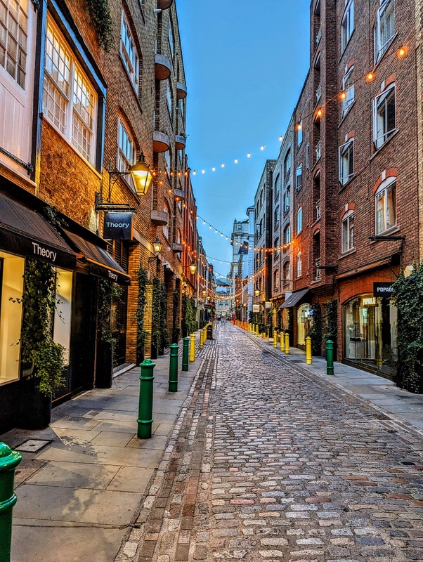 Floral Street retail