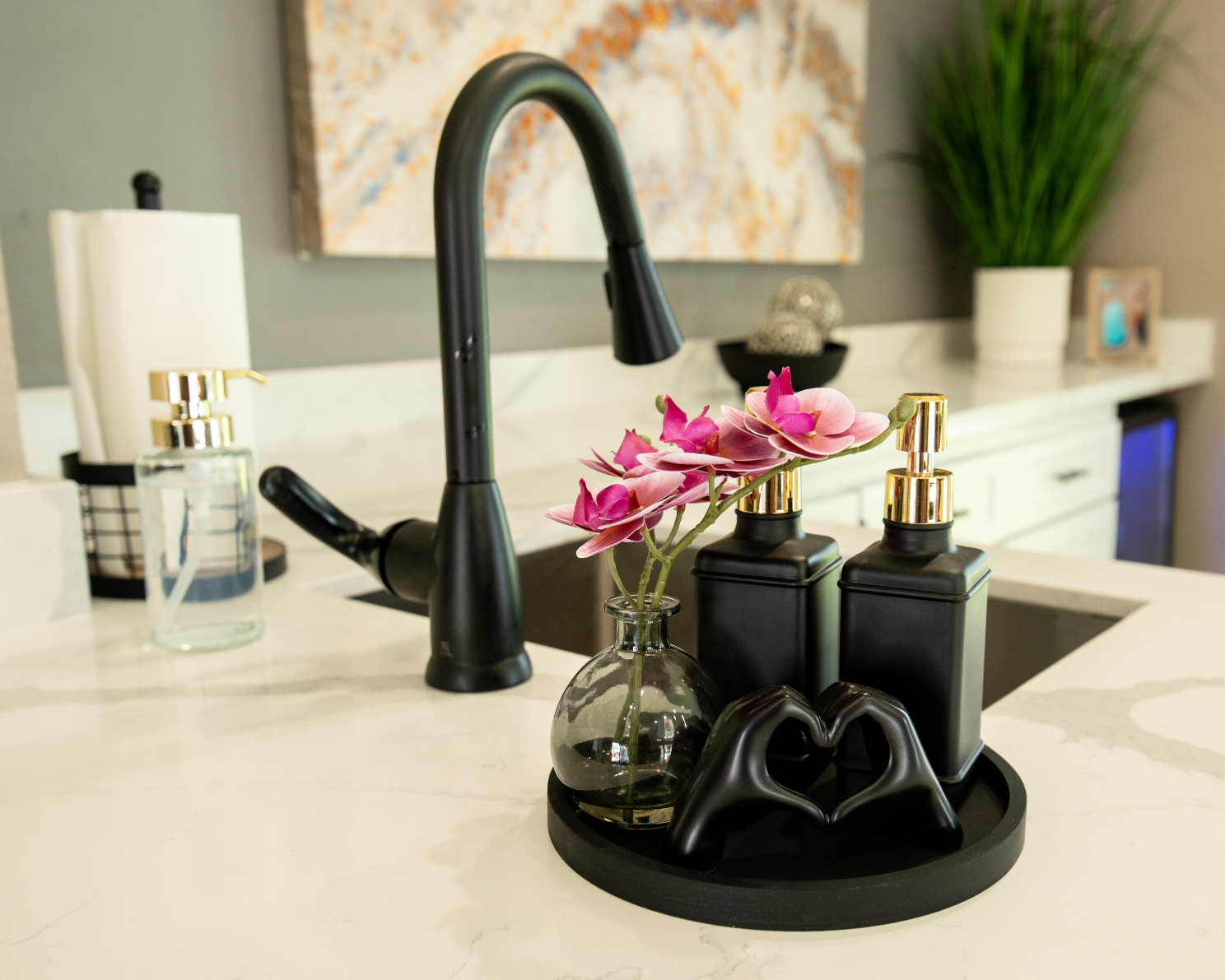 Clubhouse kitchen decor