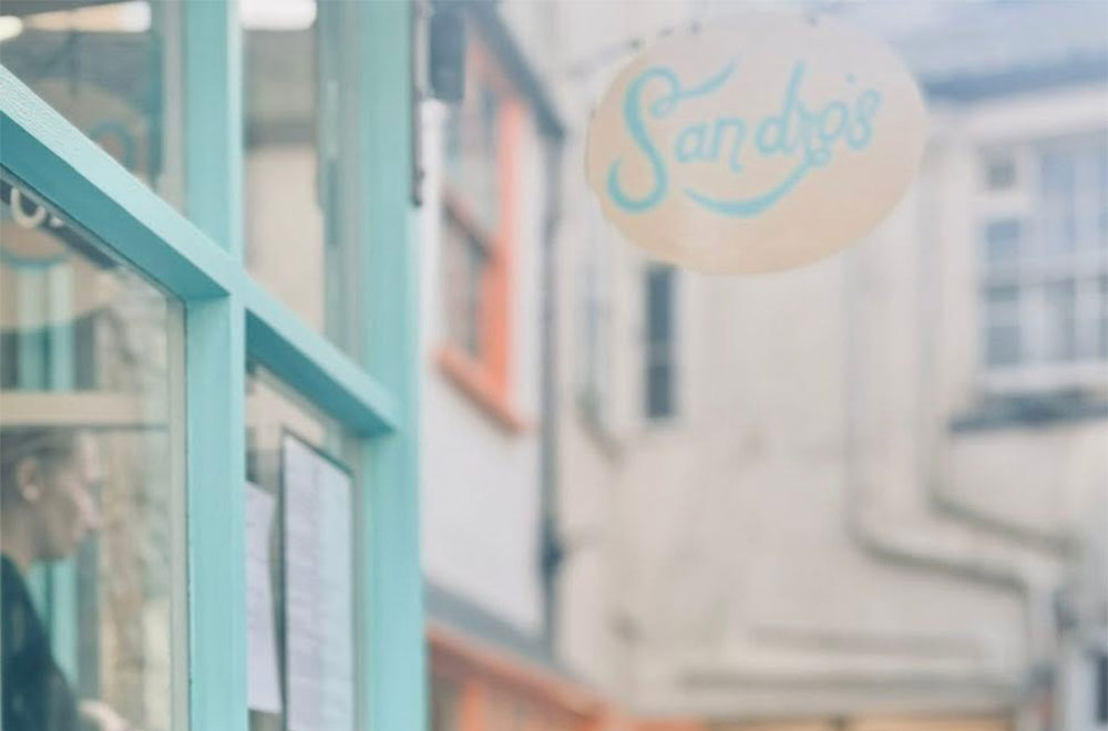 Sandros