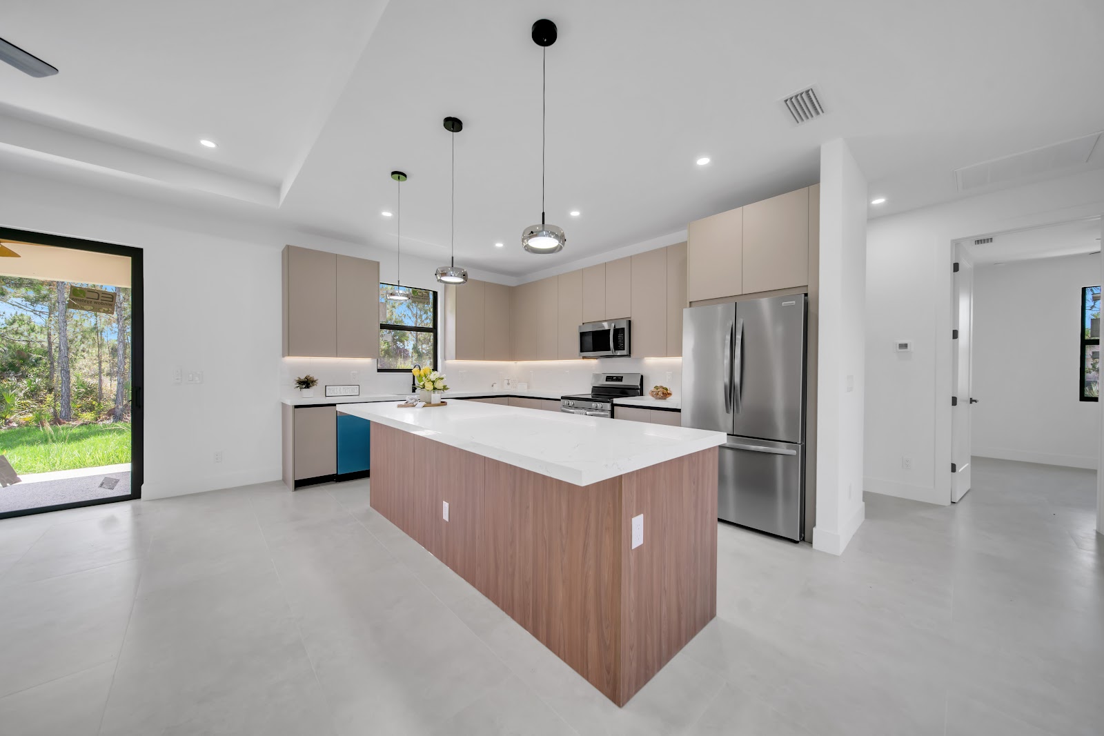 3508 Irma Ave N completed residence — photo 21
