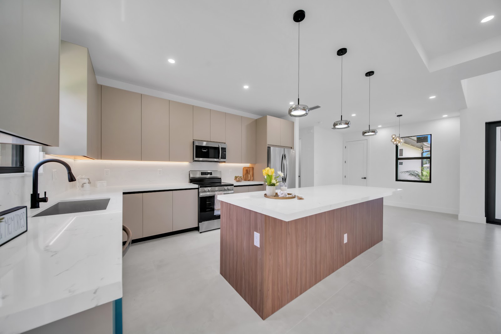 3508 Irma Ave N completed residence — photo 23