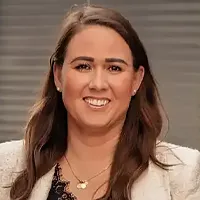 Ida C. Stavnes Høisæther, Partner