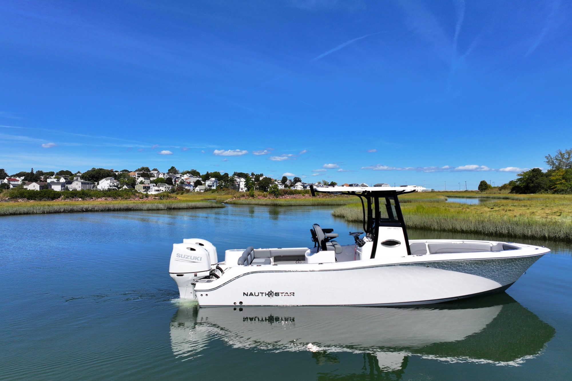 2026 NauticStar 252 Legacy