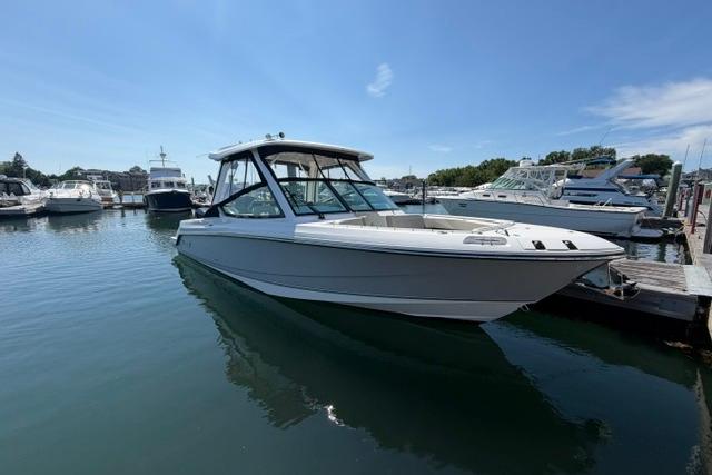 2023 Boston Whaler 280 Vantage