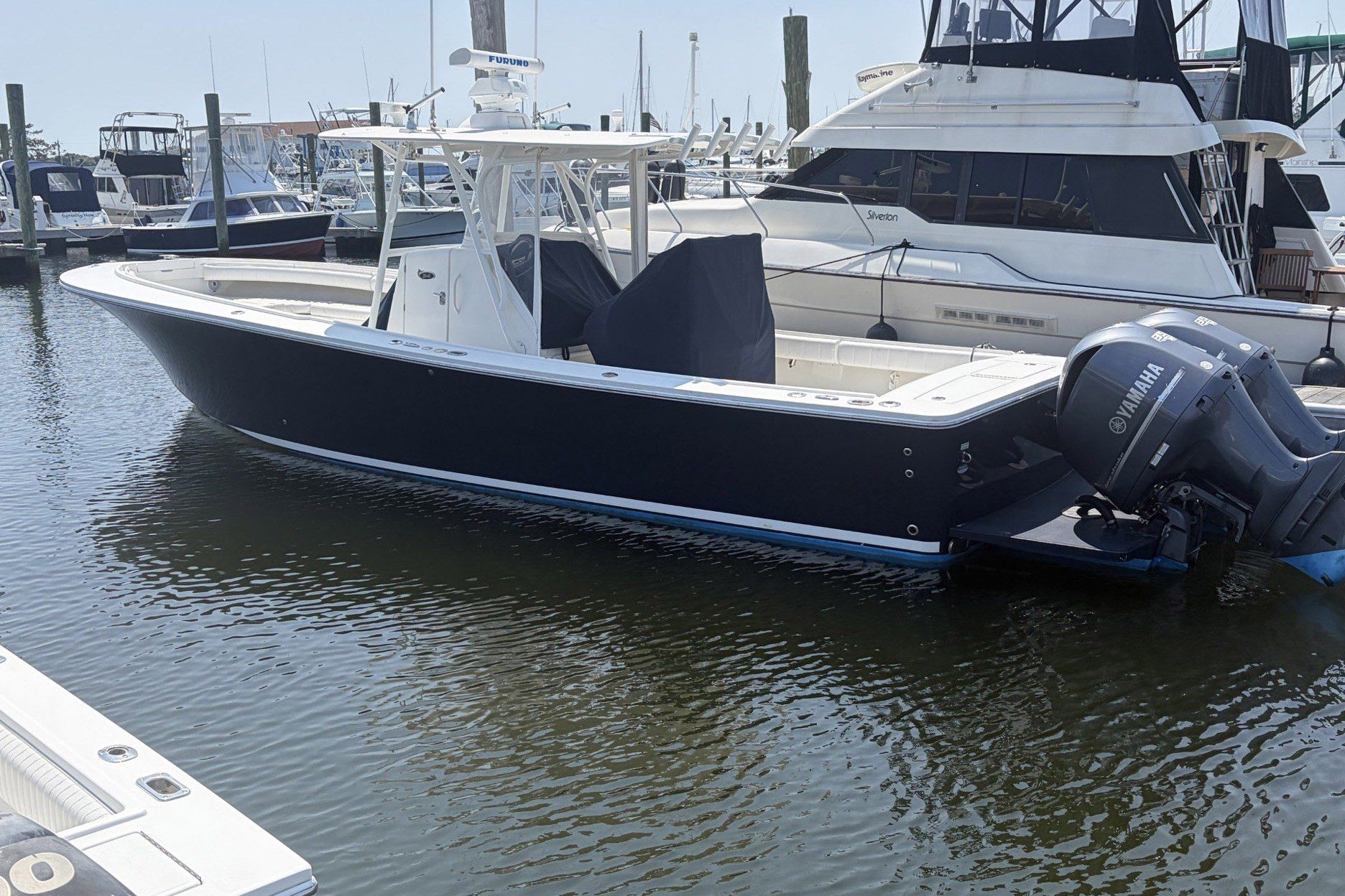 2015 Regulator 34 Center Console