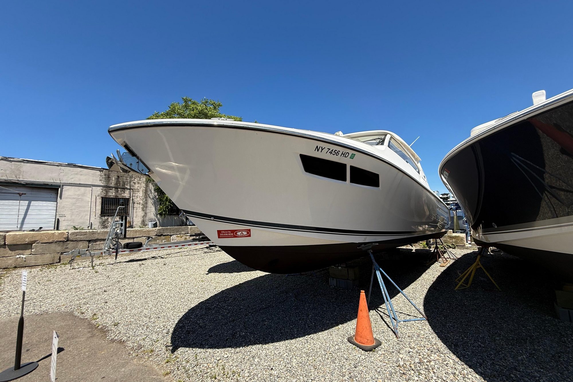 2018 Pursuit DC 365 Dual Console