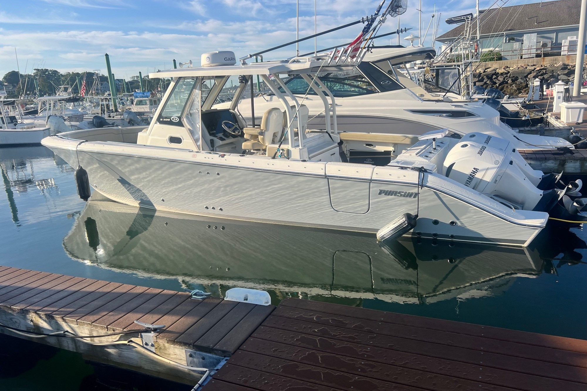 2021 Pursuit S 328 Sport