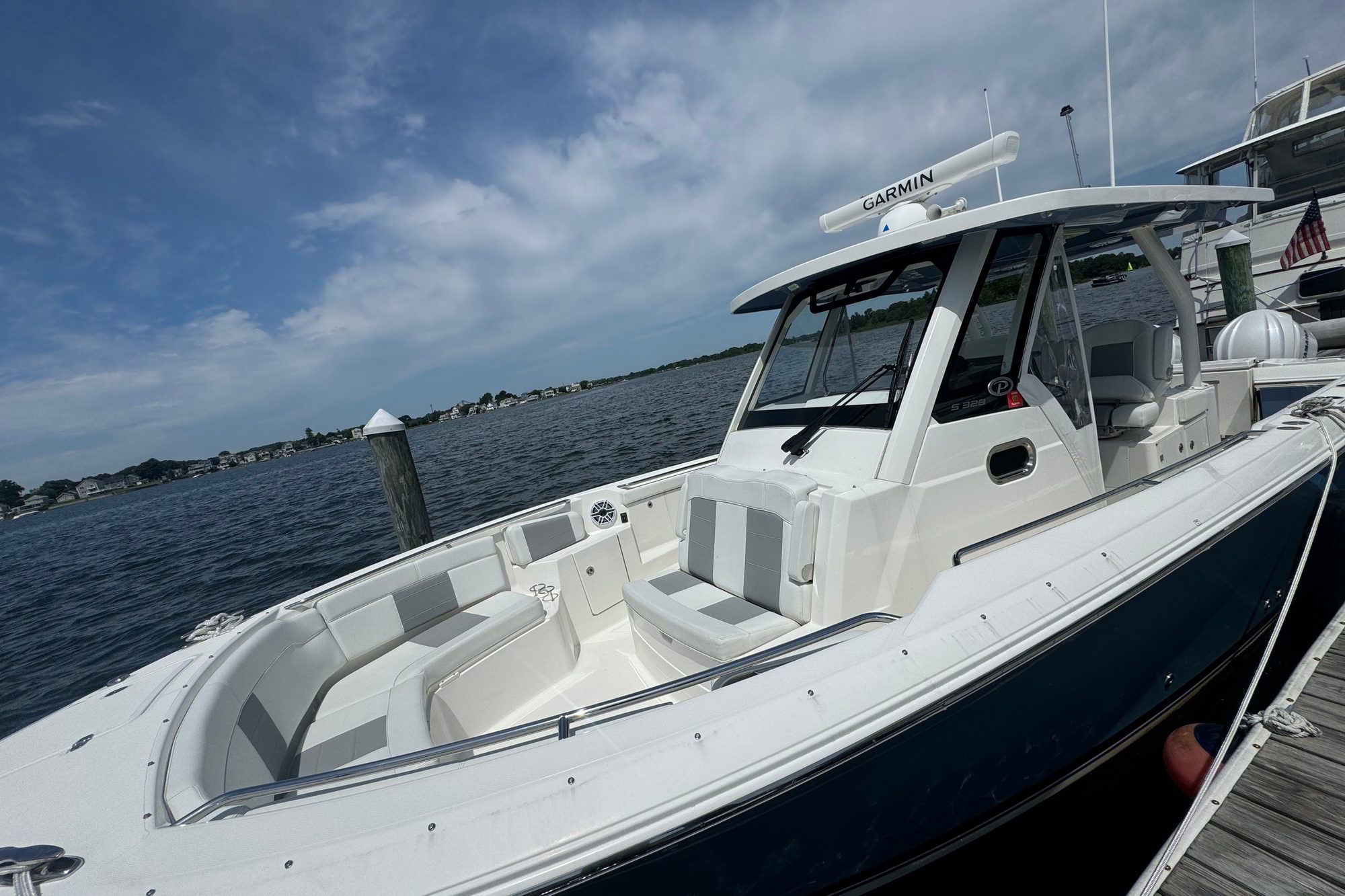 2023 Pursuit S 328 Sport