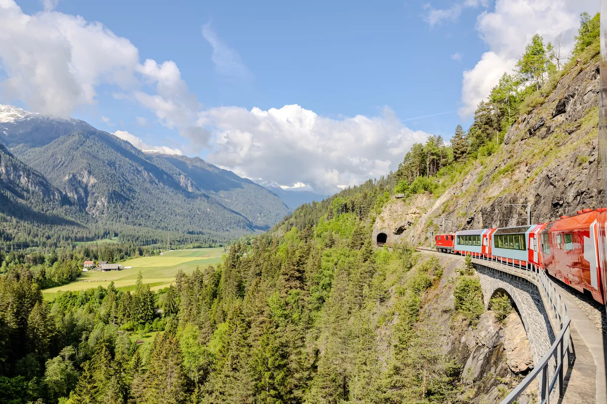 Scenic Train Rides