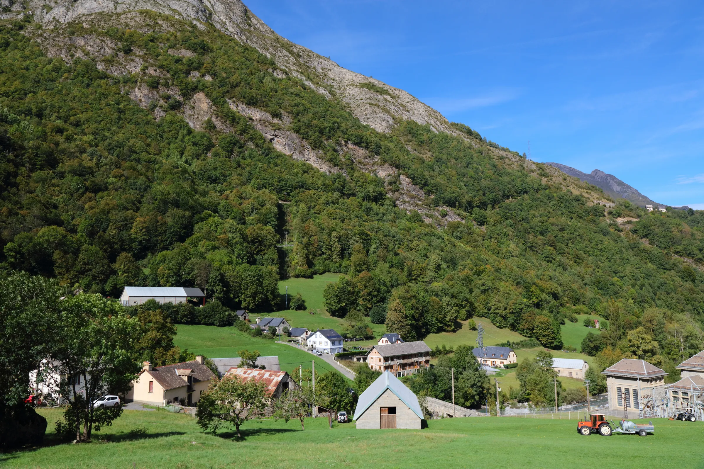 Pyrenees - Slide 3