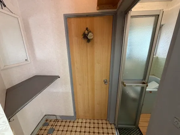 物件の外観と内観