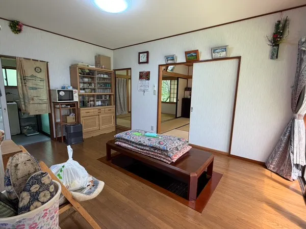 物件の外観と内観