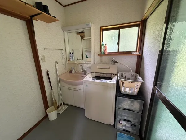 物件の外観と内観