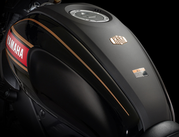 XSR155 neo-retro tank design