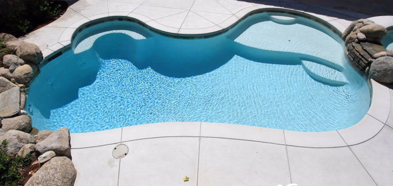 Marble plaster is a classic, long-lasting pool interior finish. Sparkling Pools applies it year-round to give your pool a smooth, seamless surface that lasts 10-12 years.