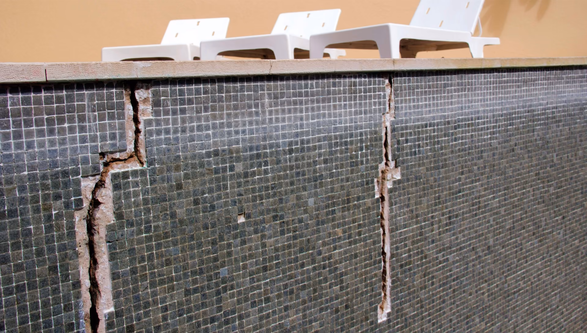 Cracks in your pool shell can lead to water loss, structural damage, and costly problems down the line. Sparkling Pools assesses and repairs cracked pools across Auckland before small issues become serious ones.