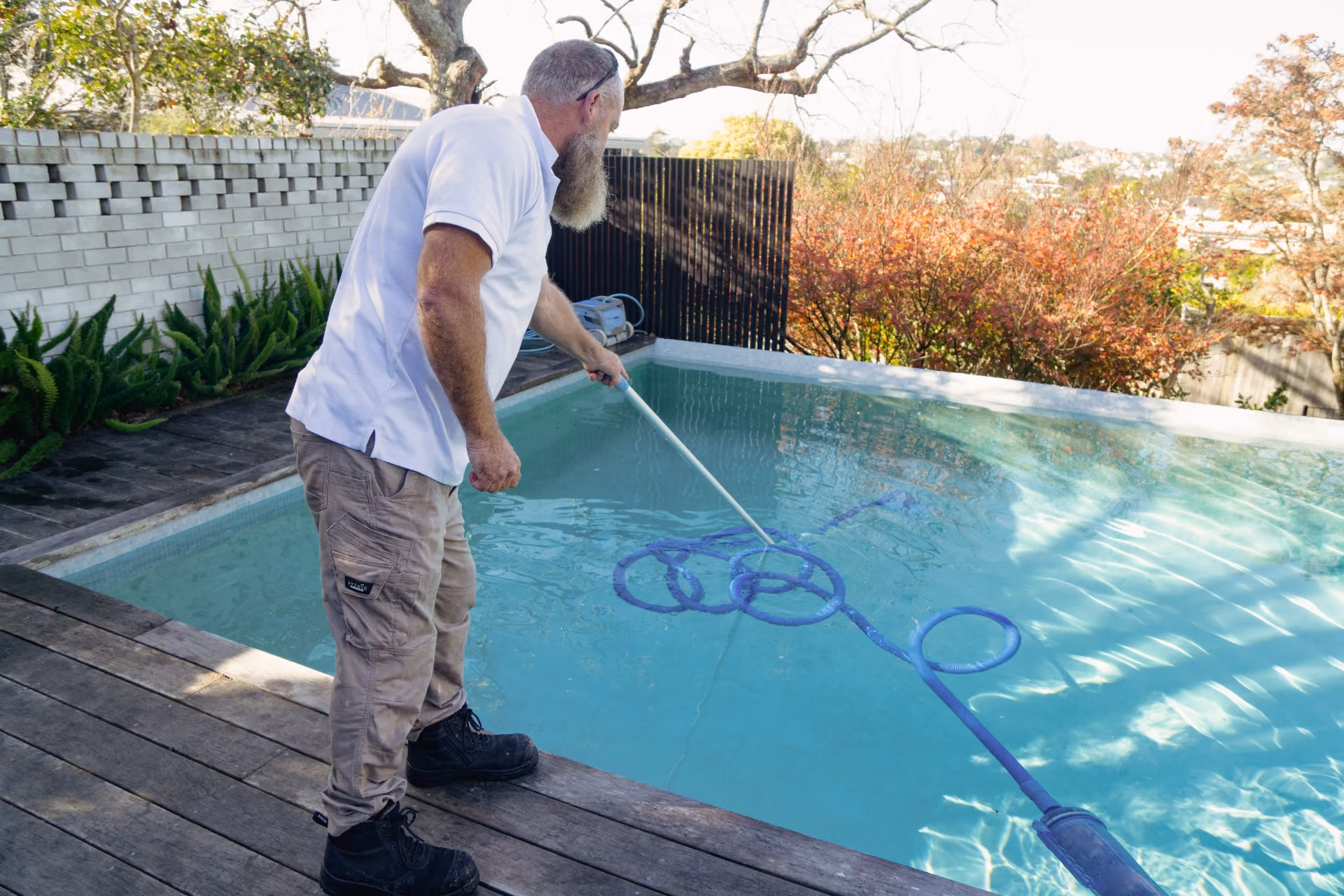 Scheduled pool maintenance and valet services for pools across Auckland.