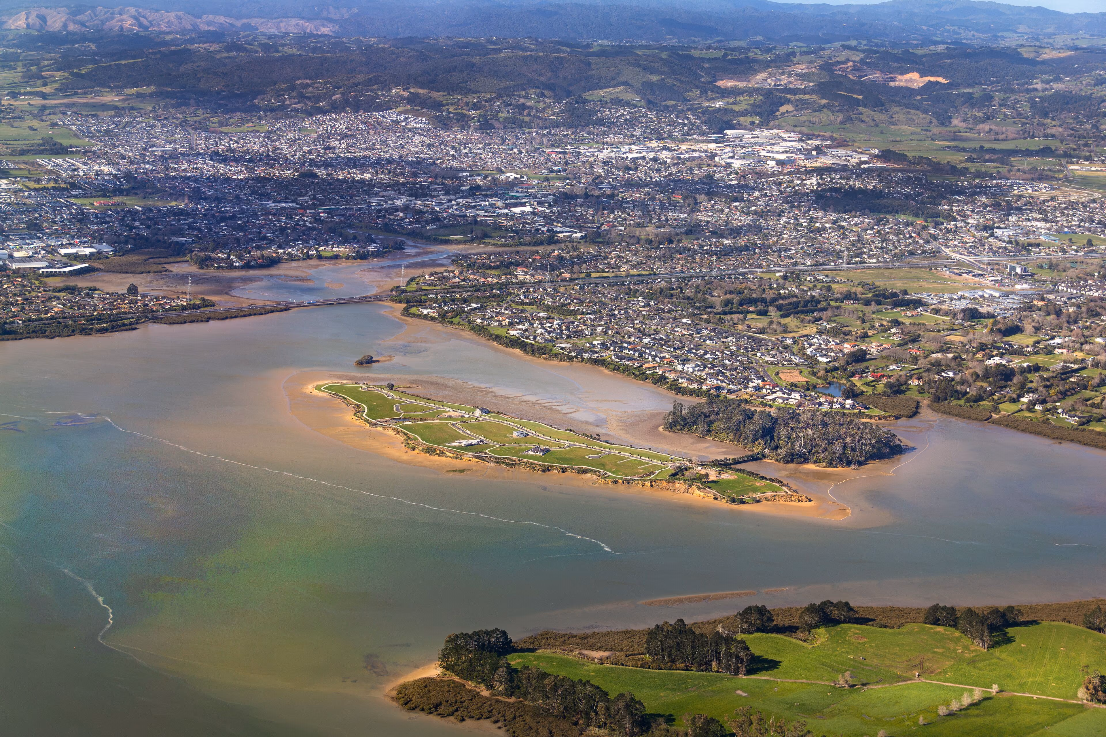 Pool valet, servicing and renovation for Papakura homes, rentals and established family properties.