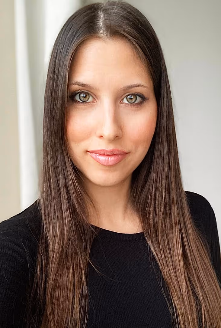 Profile picture of Laura Unyi, the owner of Muse Maven Salon
