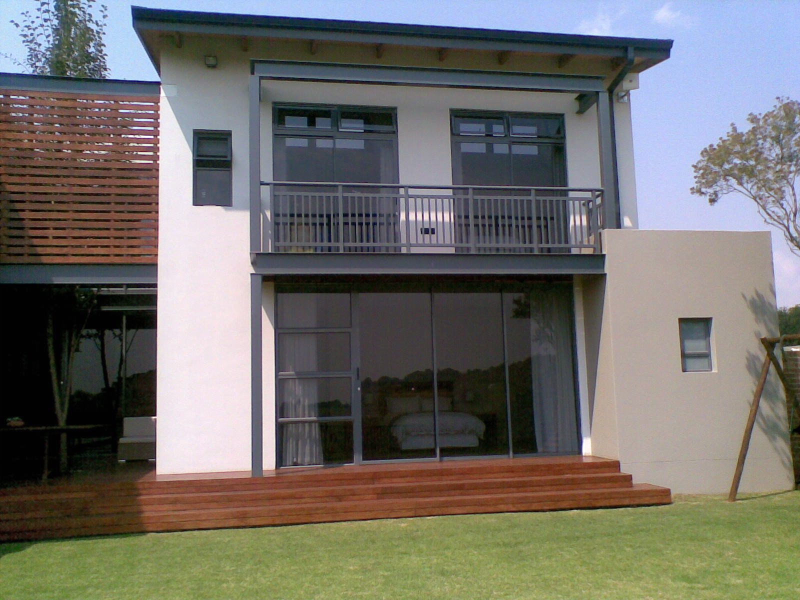 image of charming bed & breakfast exterior