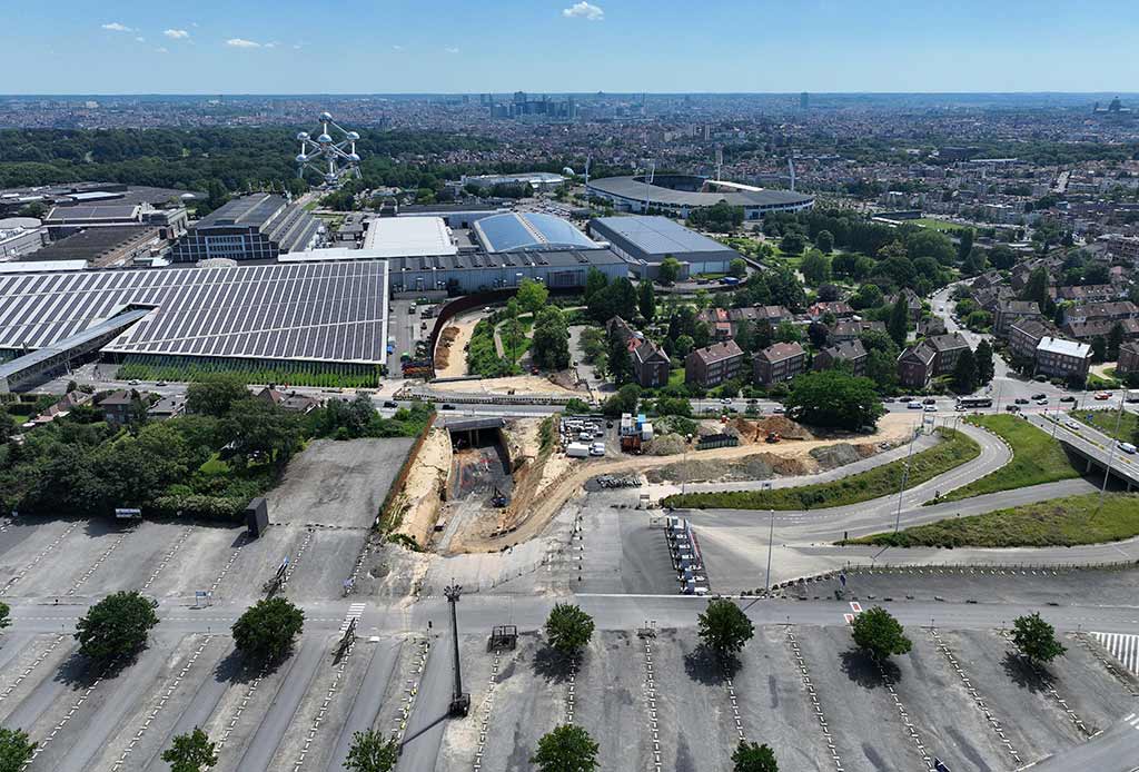 Vue aérienne sur le Plateau du Heysel depuis le Parking C © Serge Brison