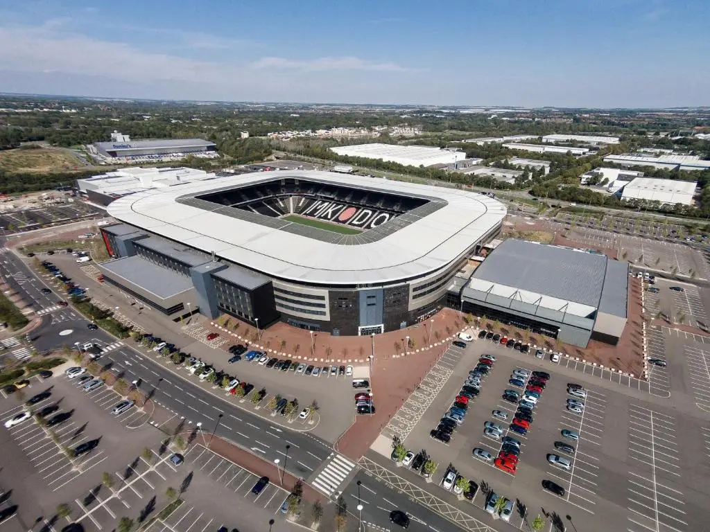 DoubleTree by Hilton Milton Keynes et Stadium MK