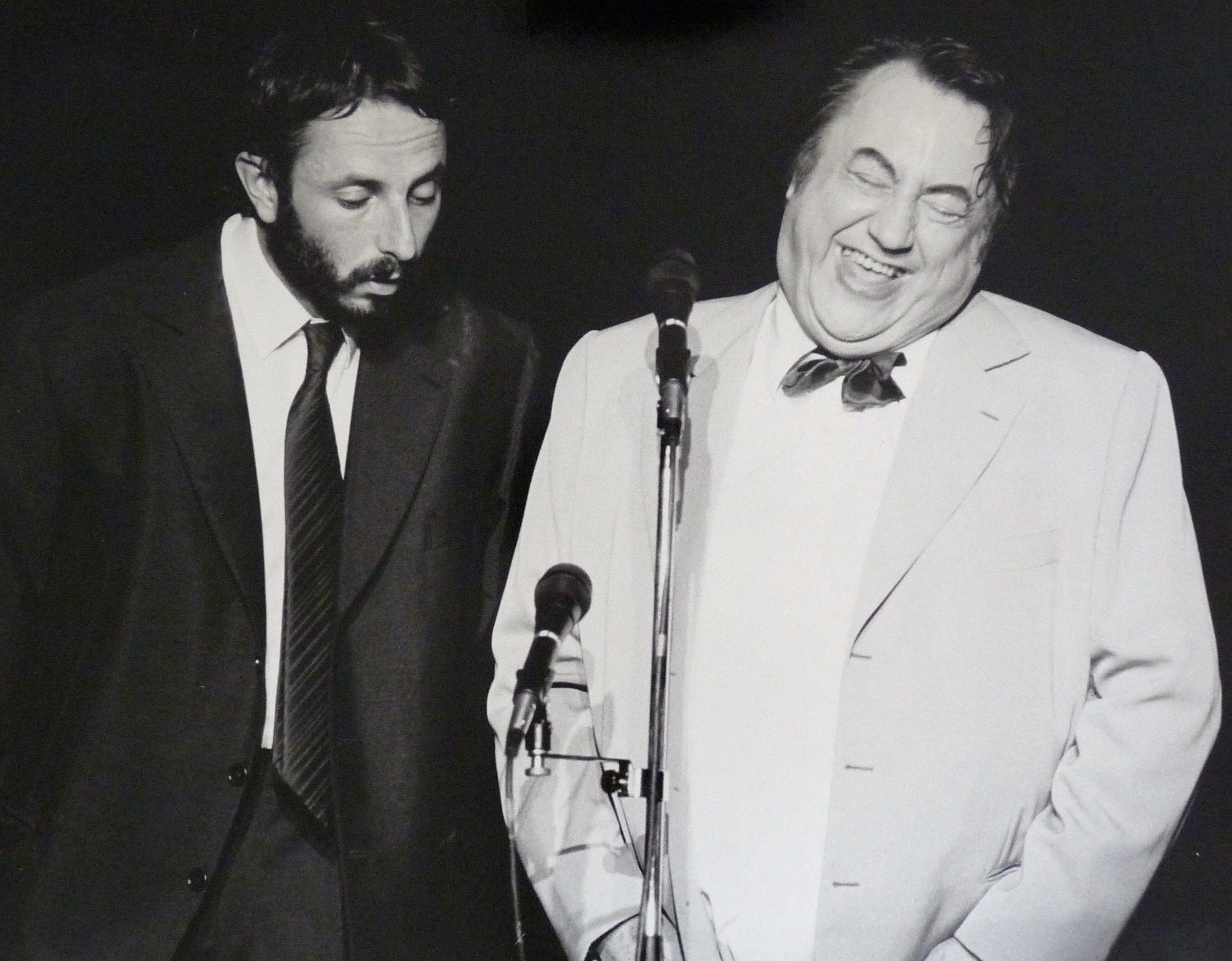Raymond Devos avec son pianiste Hervé Guido