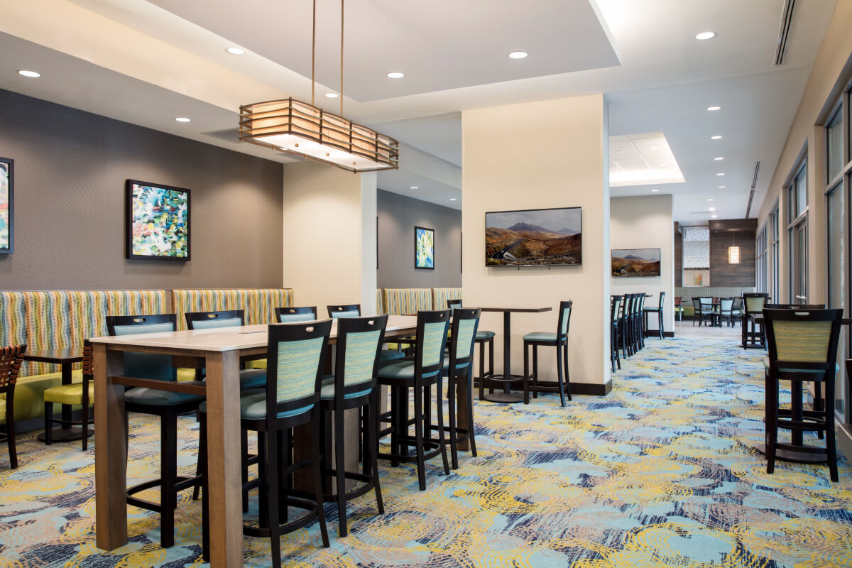 breakfast seating area
