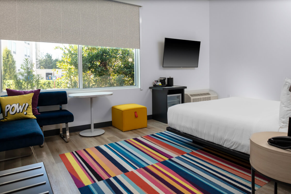 accessible king room