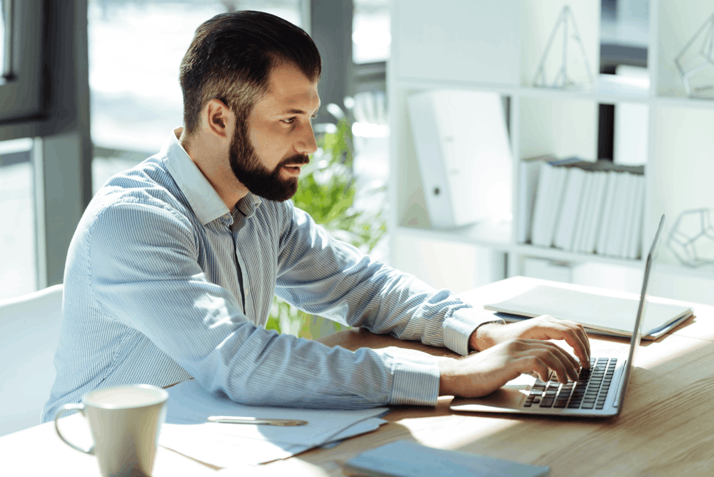 A monthly BWA report displaying current business performance figures, generated from up-to-date bookkeeping data for clear financial decision-making.