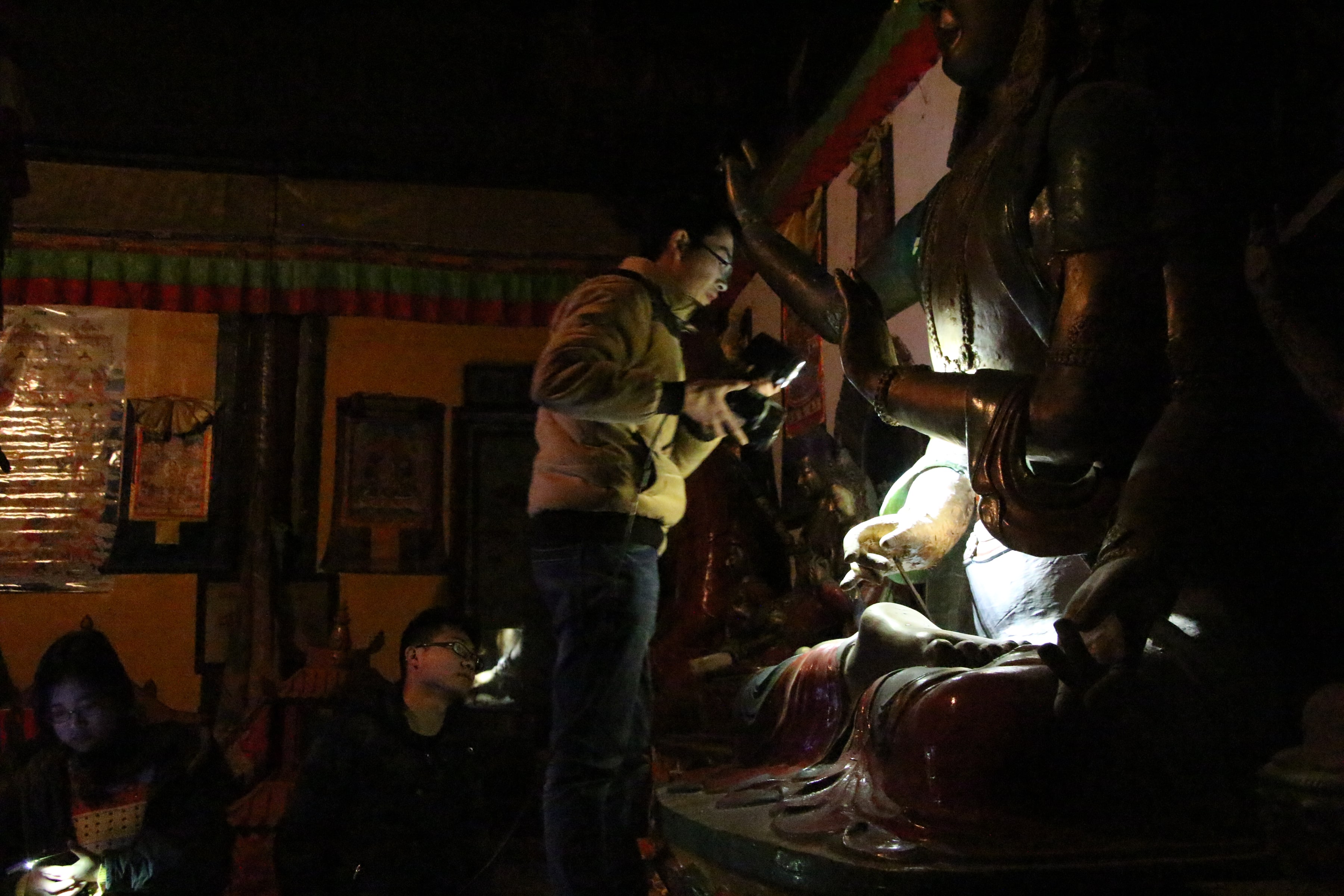 Conservation of the Padmasambhava Hall at Mount Wutai — The interior during conservation