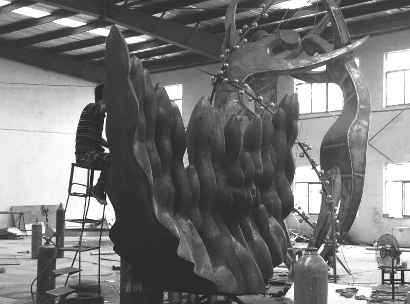 The upright forms of Moon Shadow-2 during fabrication.