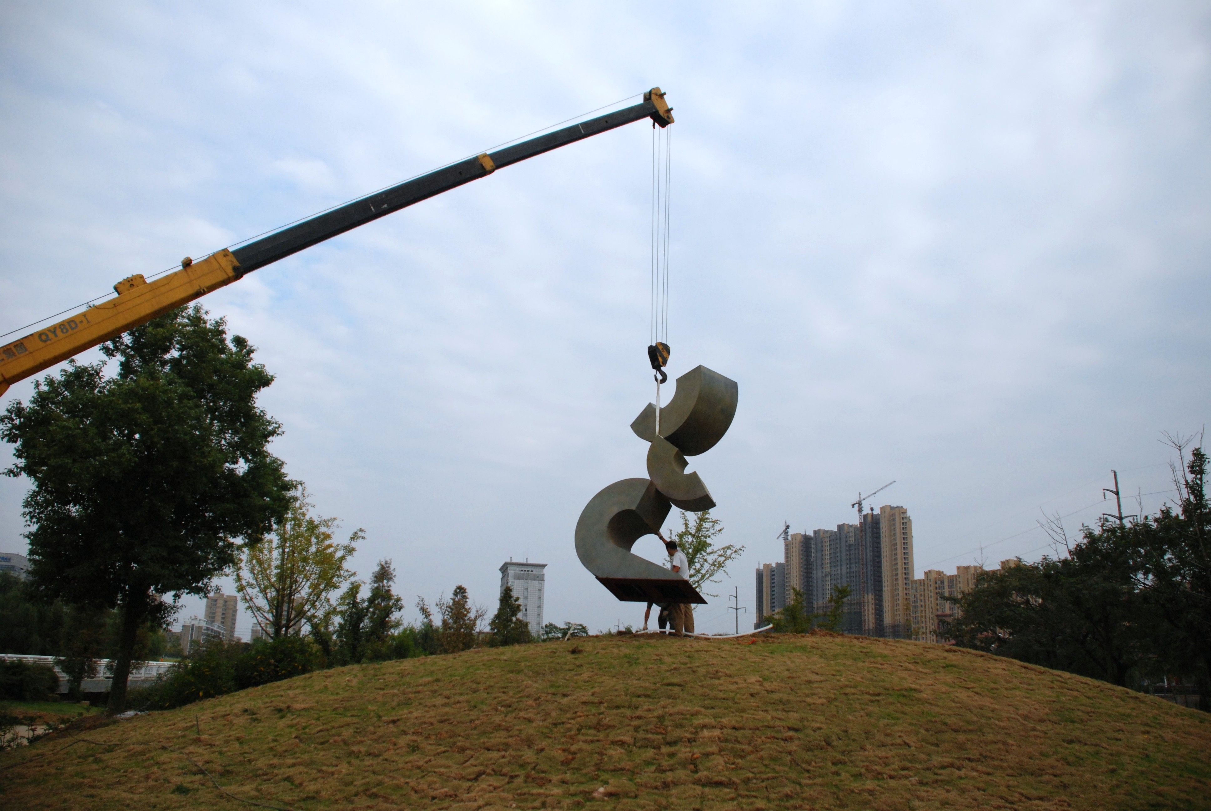 Three Moons being installed by crane.
