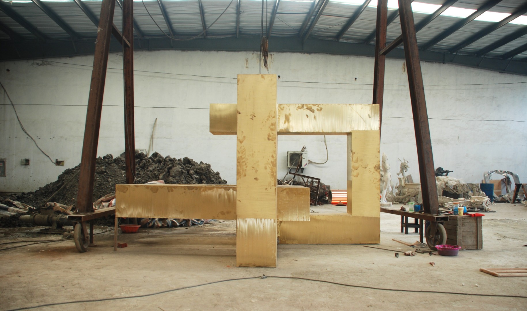 Space during fabrication in the workshop.