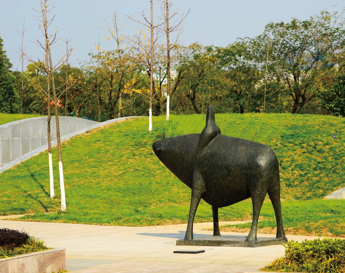 Zeus and Europe in Cuihu Park
