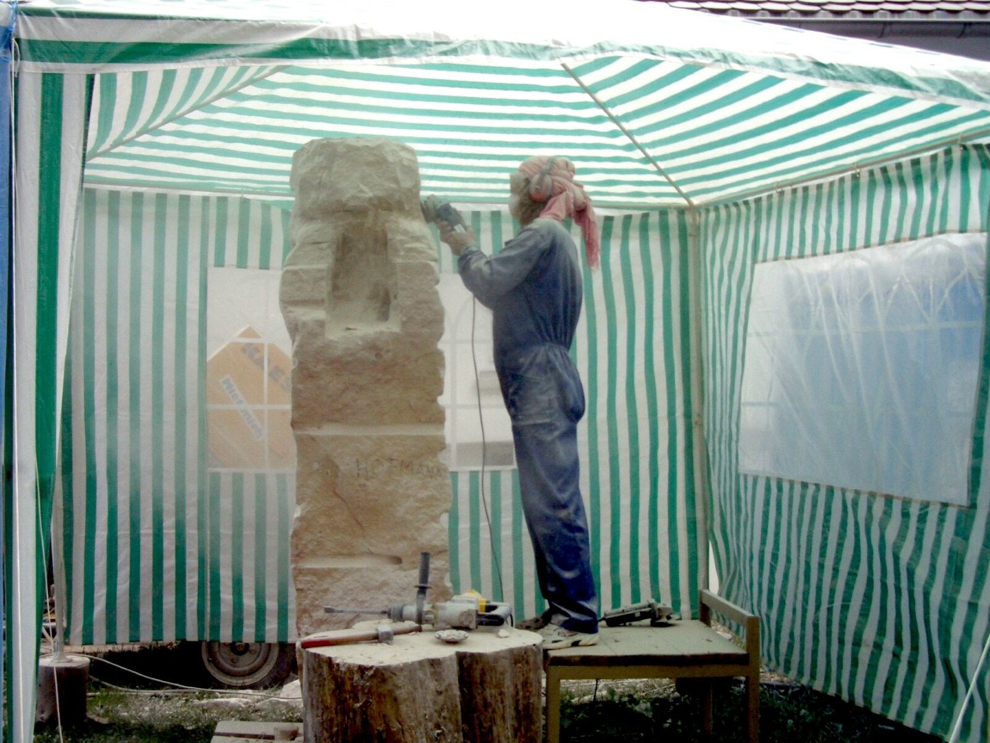 The artist at work