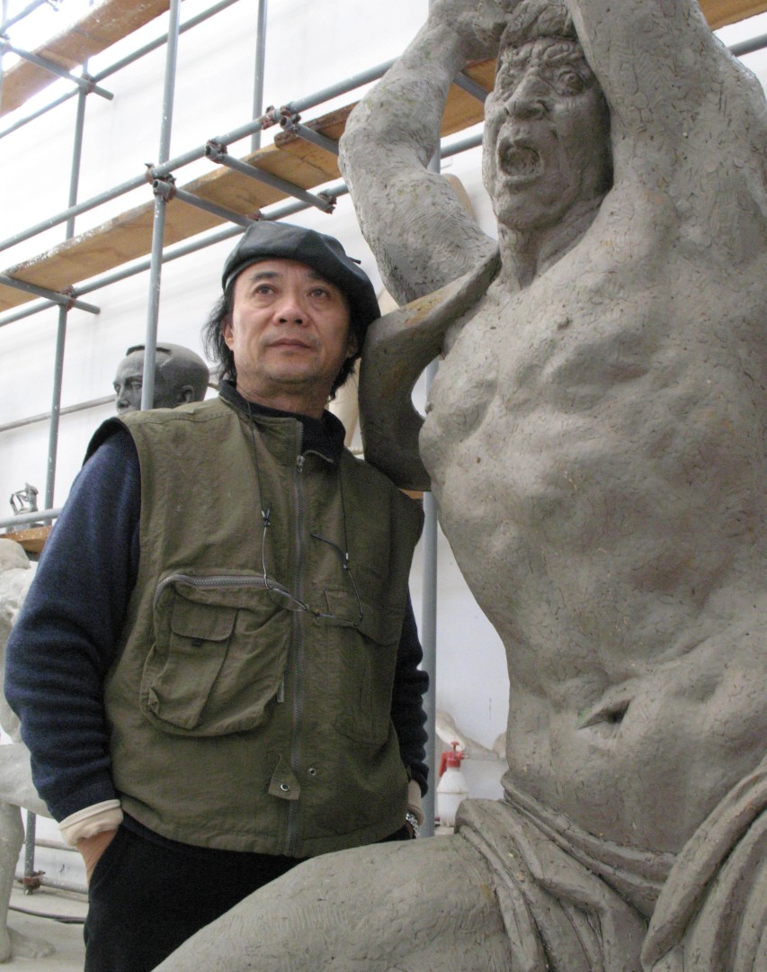 Portrait of sculptor Zhu Shangxi