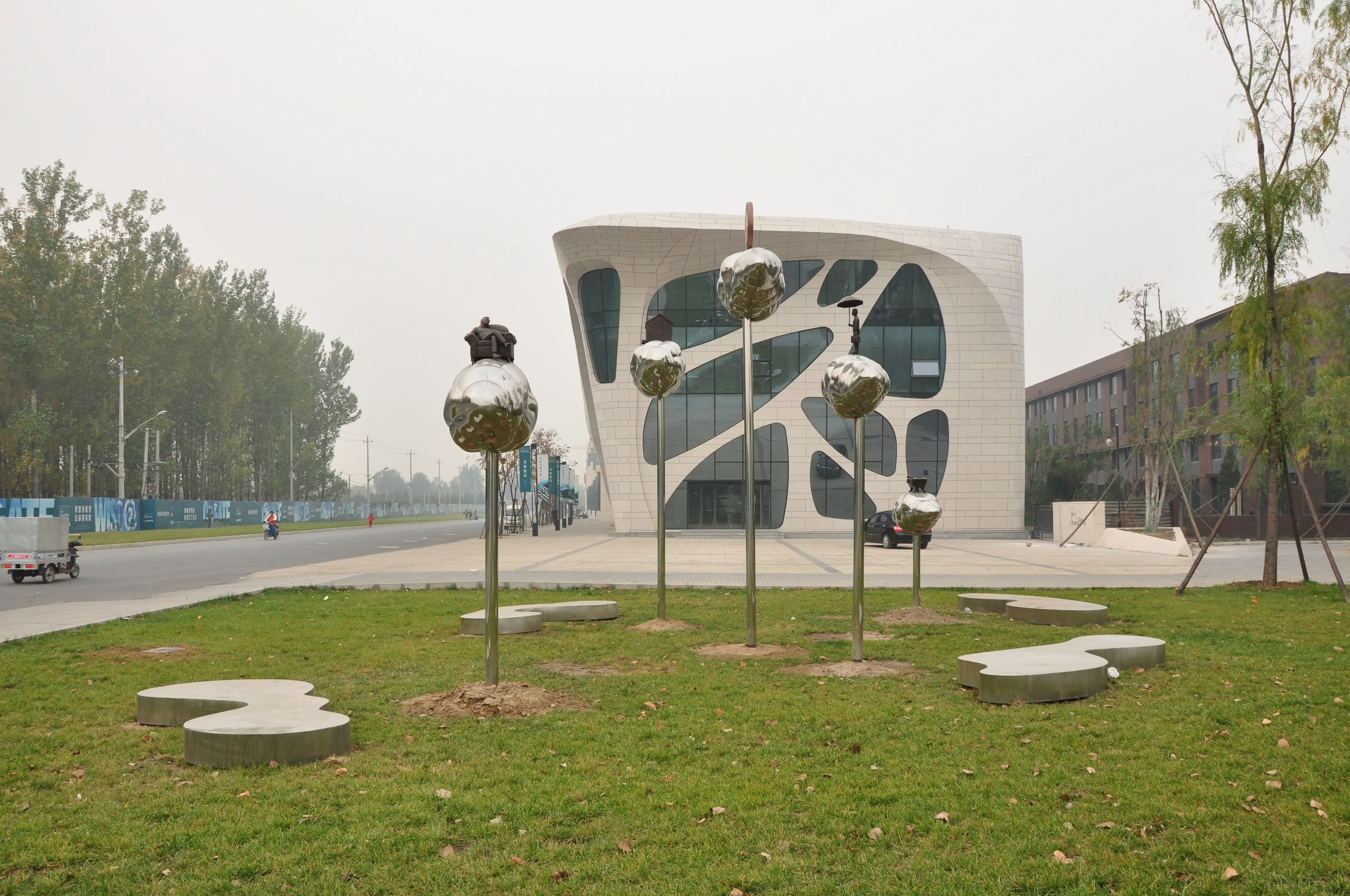 Days Above the Clouds — The installation in its setting
