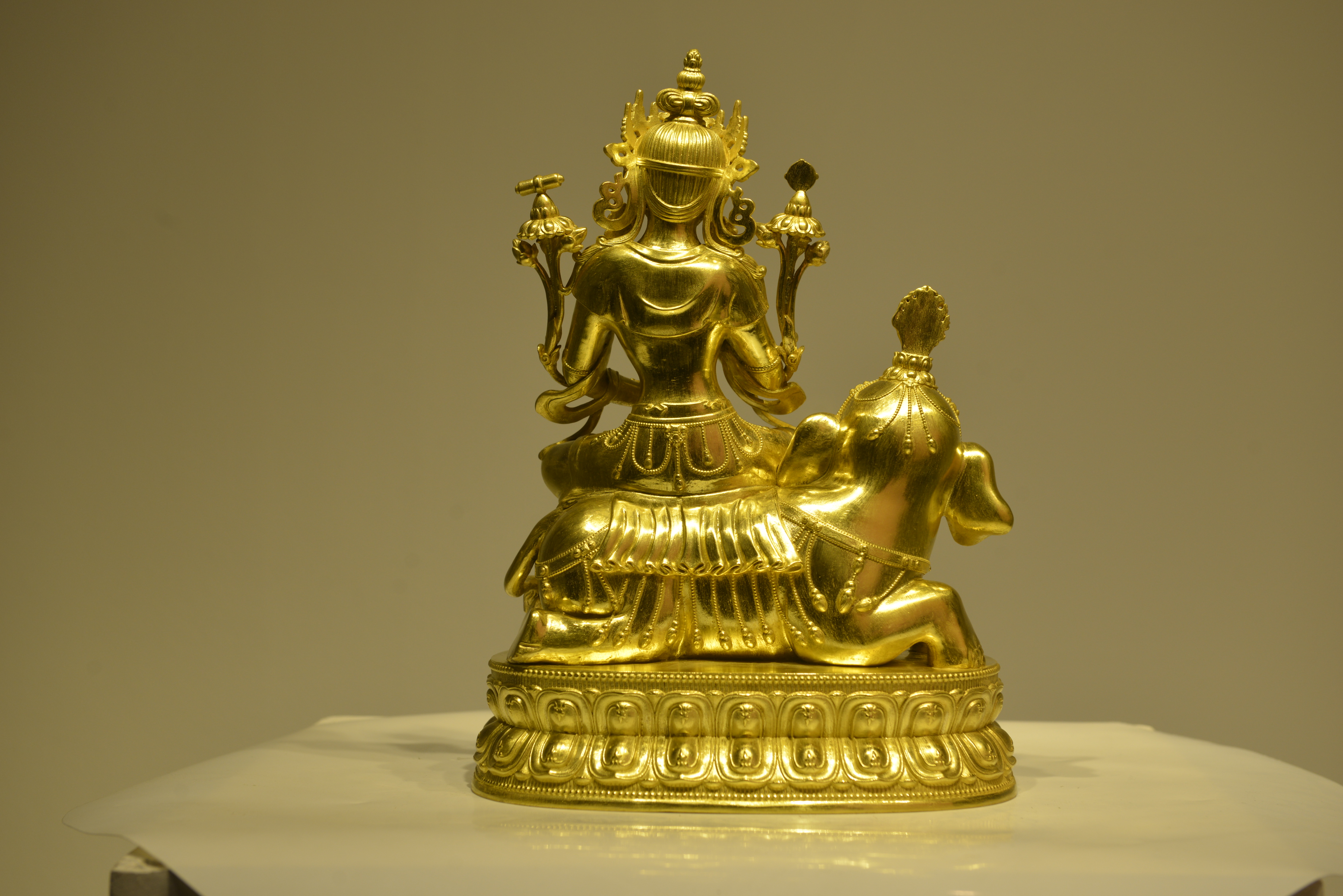 Samantabhadra Bodhisattva — A closer frontal view