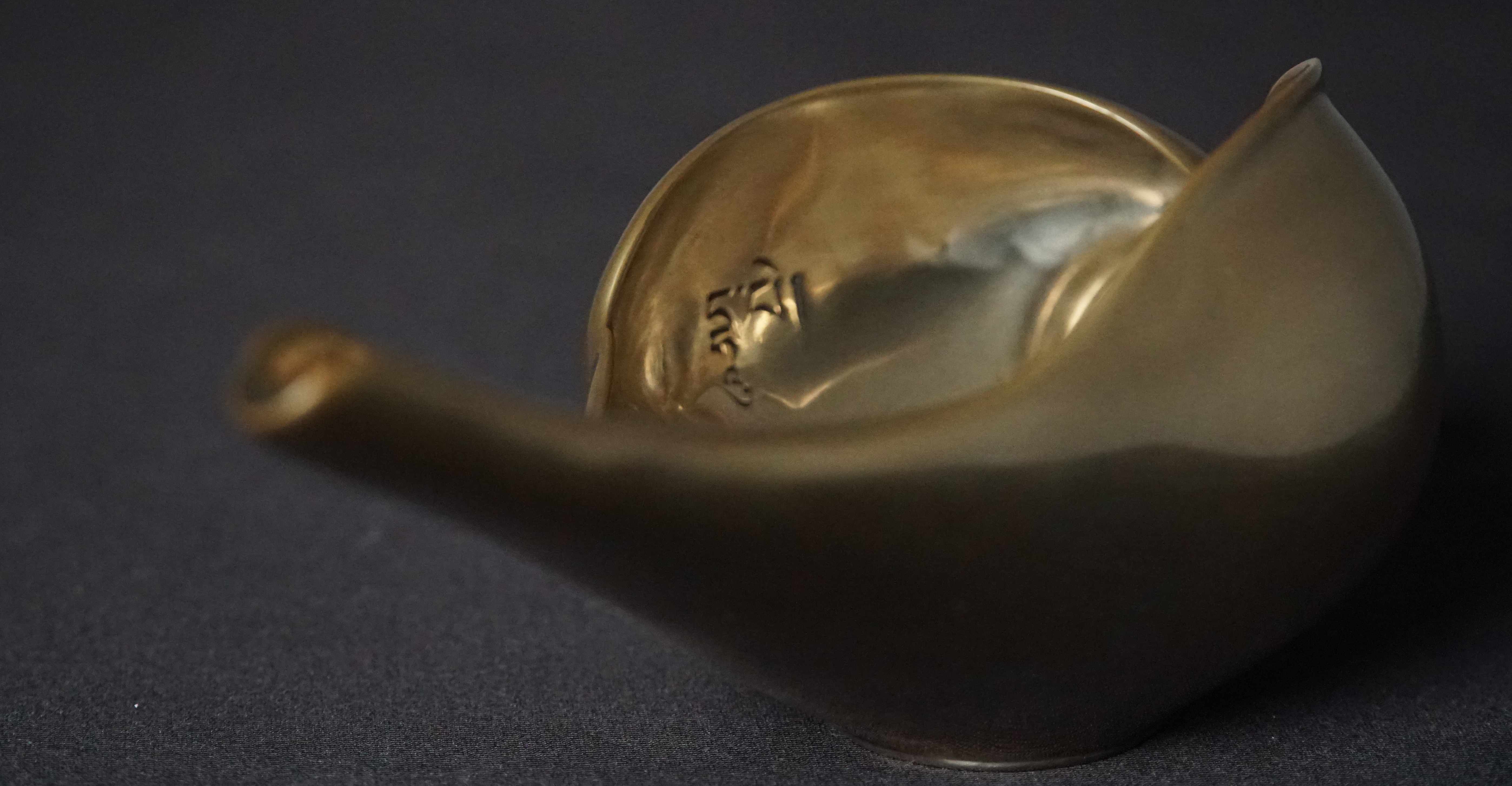 Conch Incense Holder — Interior detail