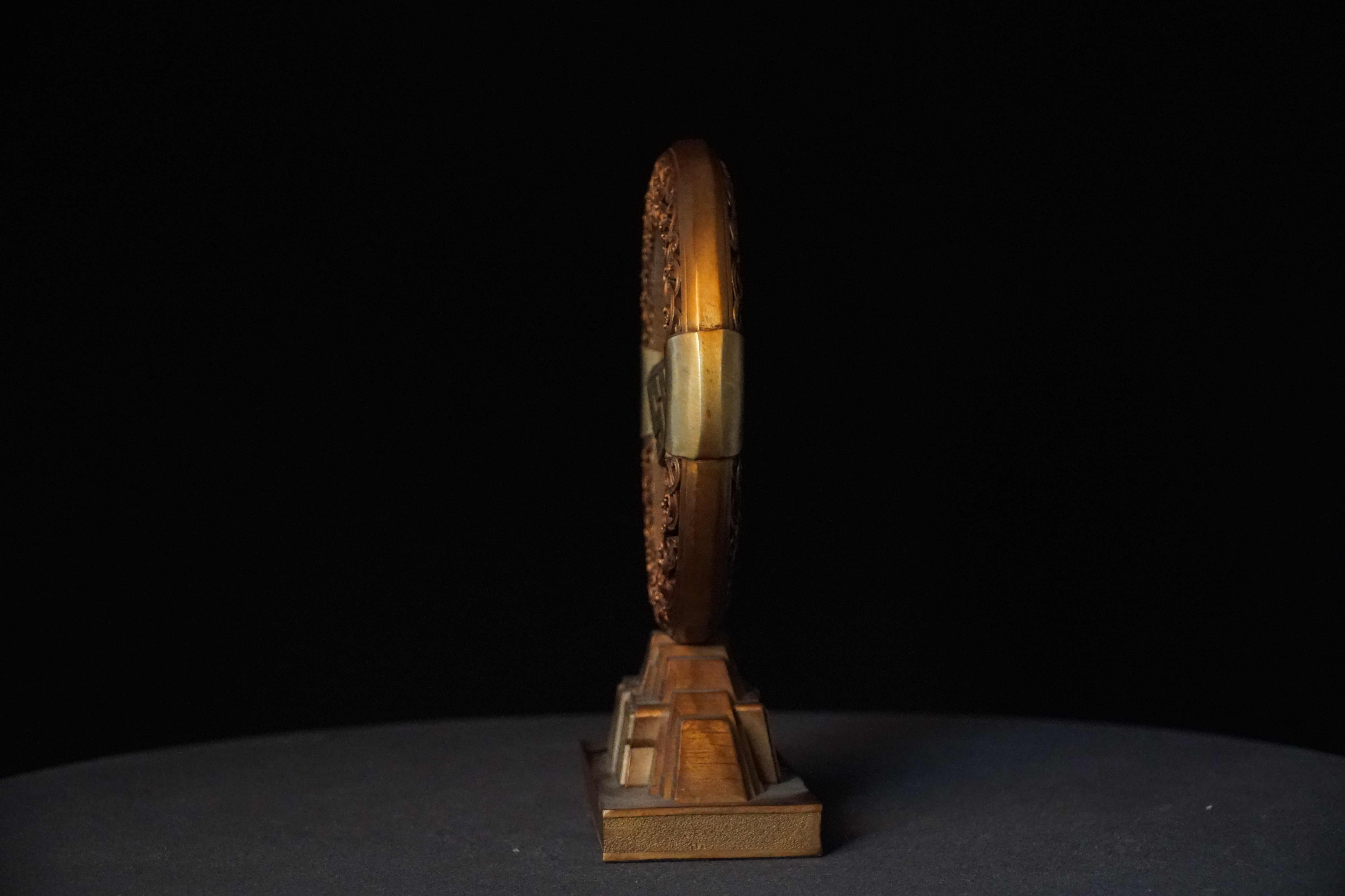 Mirador Copper Mine Commemorative Sculpture — Side profile