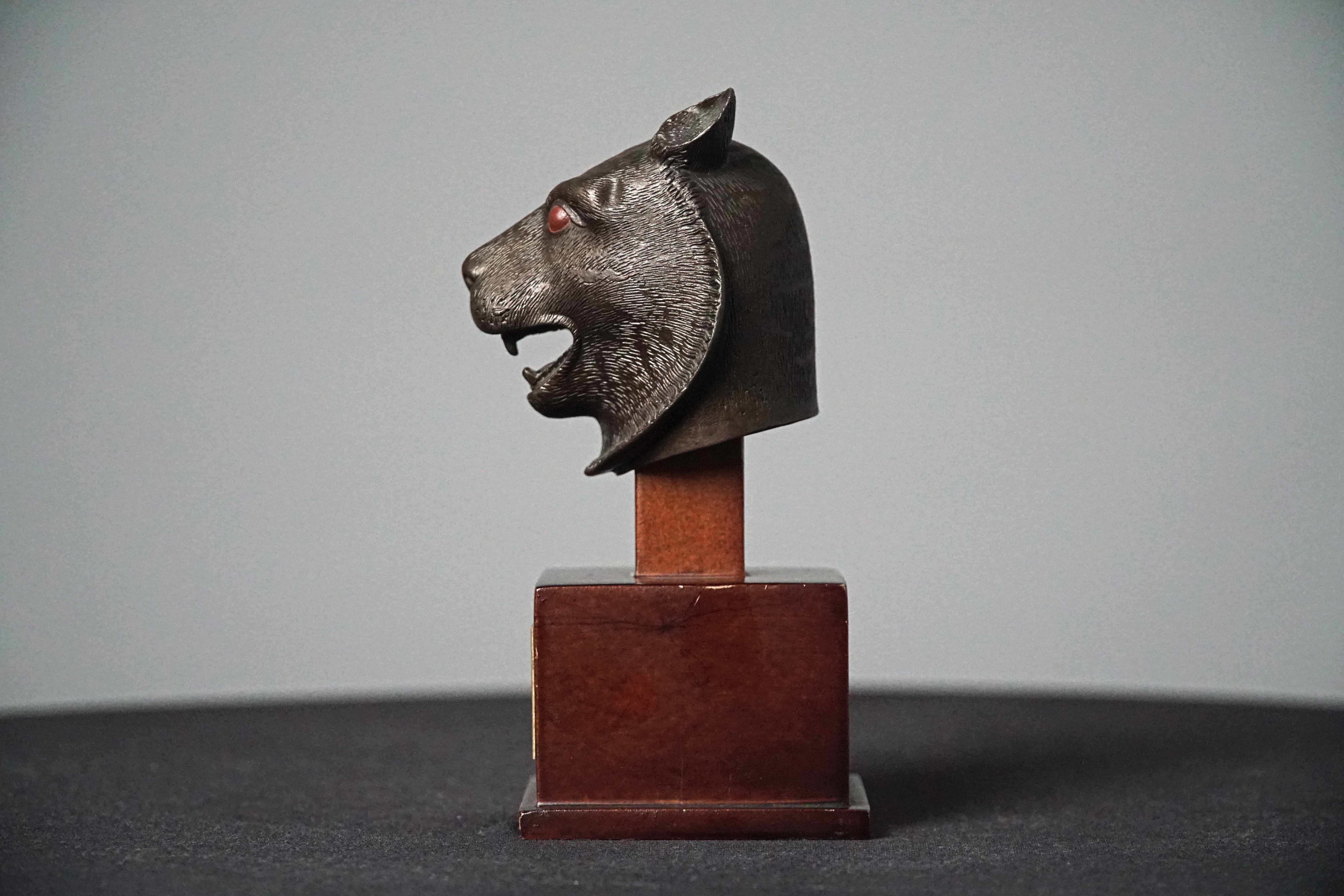 Chinese Zodiac Animal Head Series — Tiger head — profile