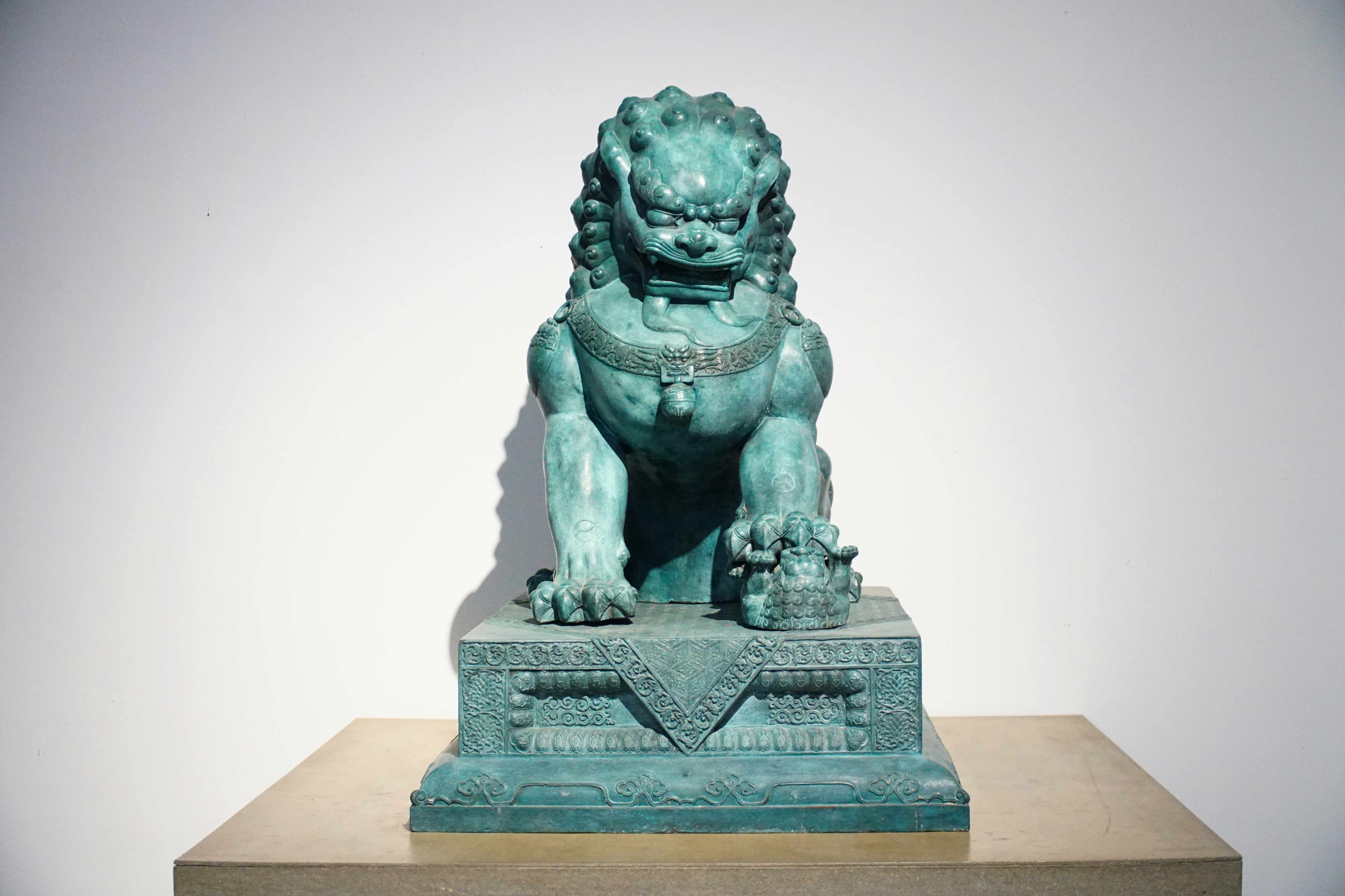 Palace Lion Pair — Guardian lion with a cub