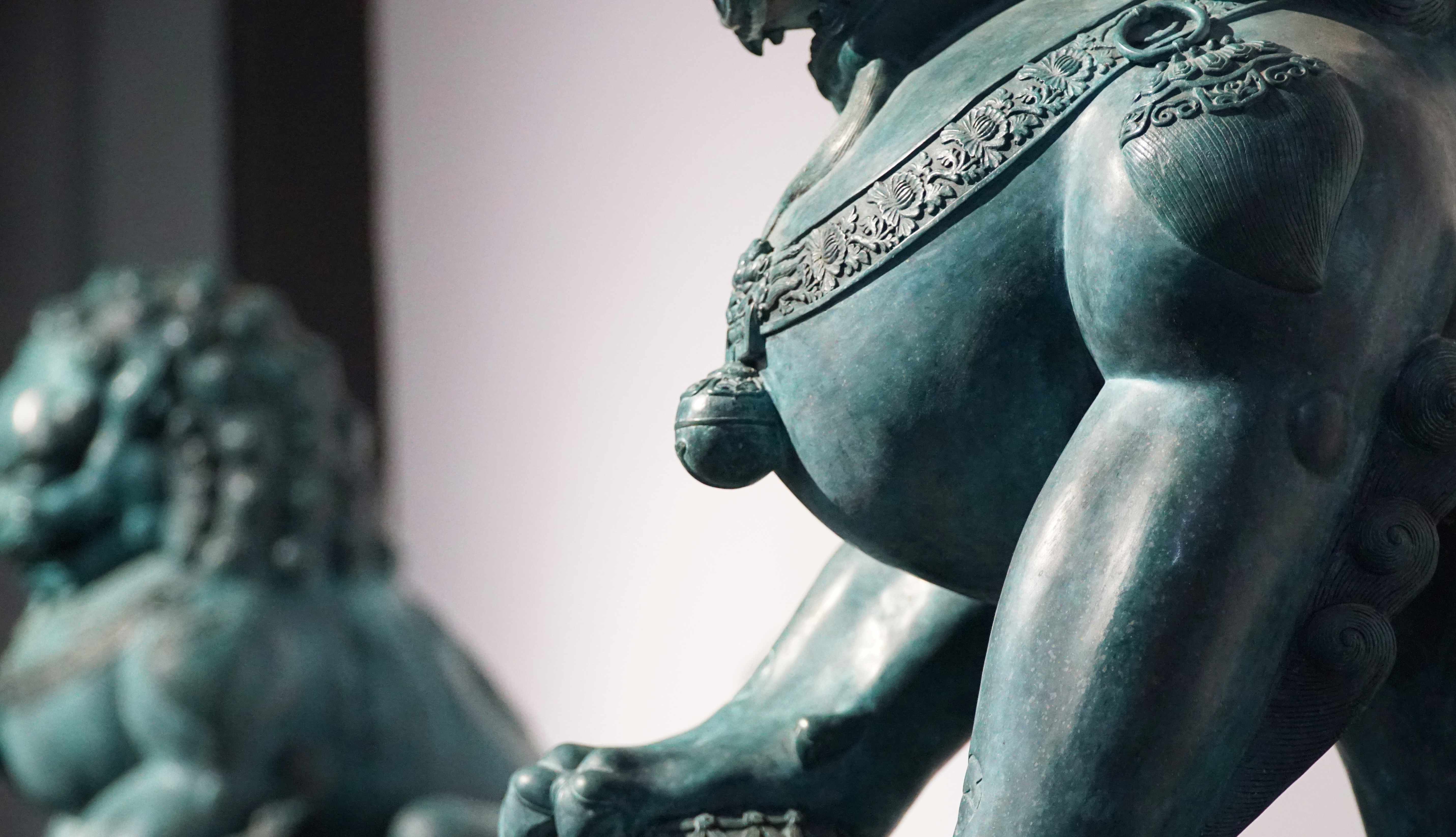 Palace Lion Pair — Chest ornament
