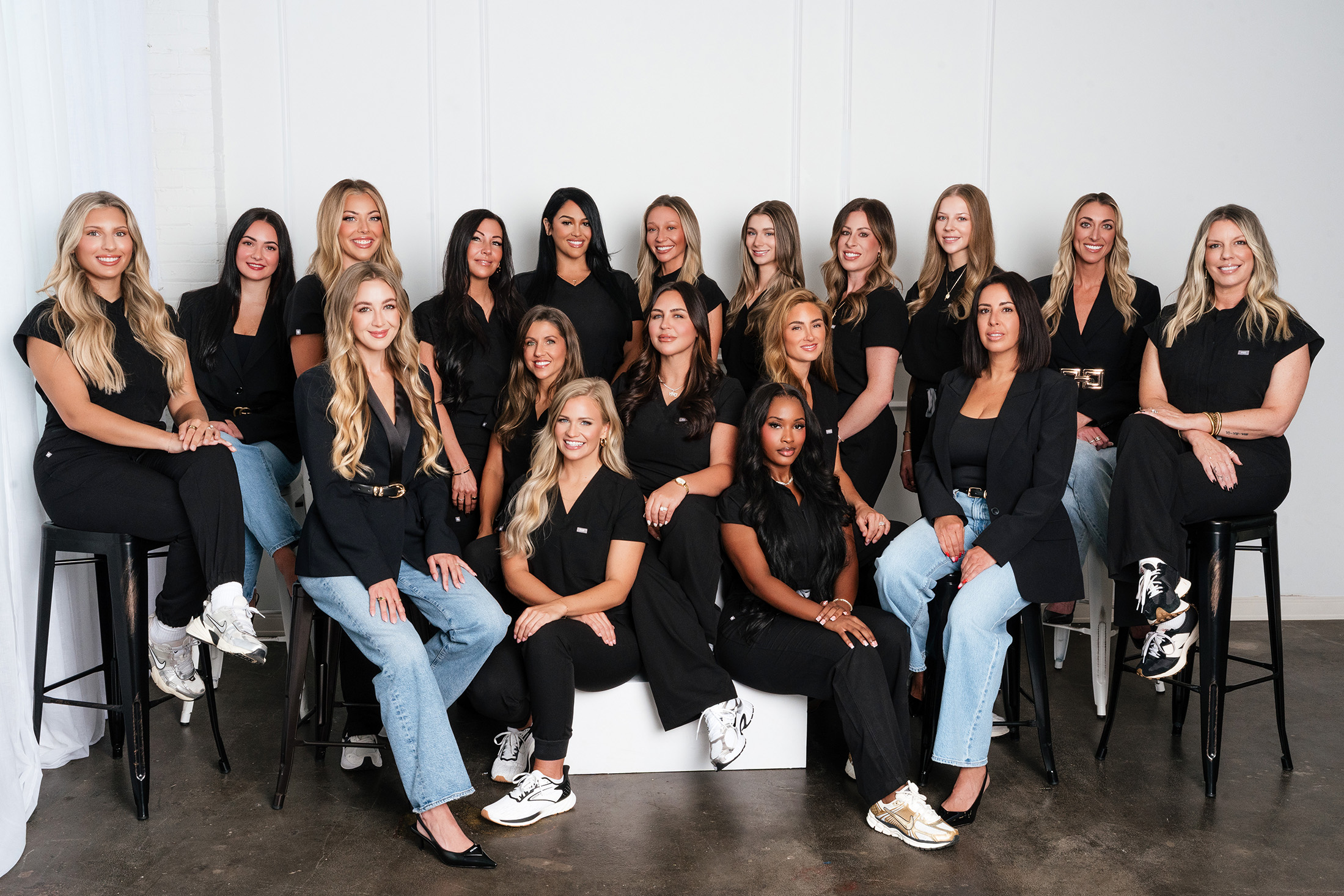 photo of entire team staff