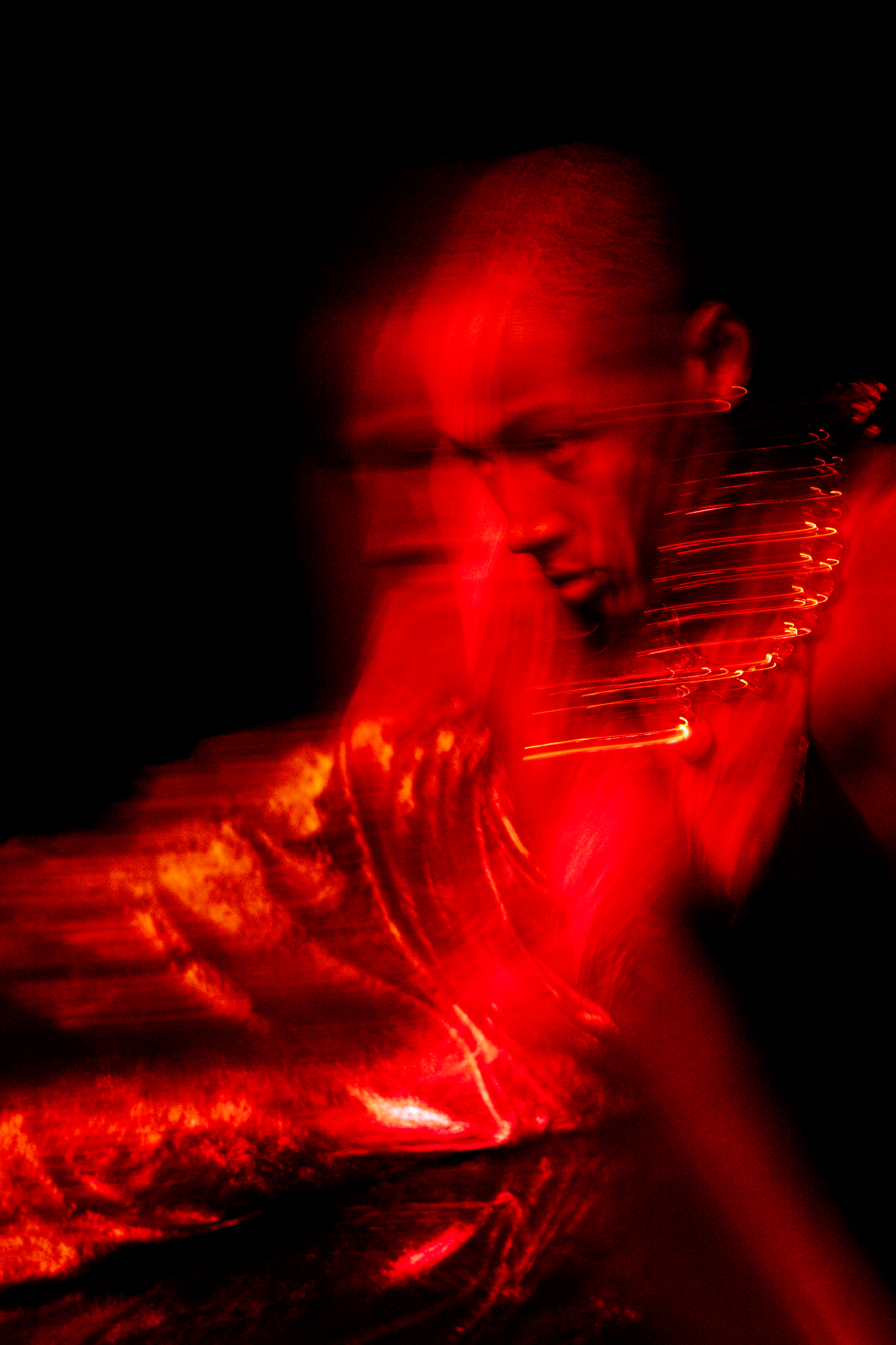 Neon — photograph 10