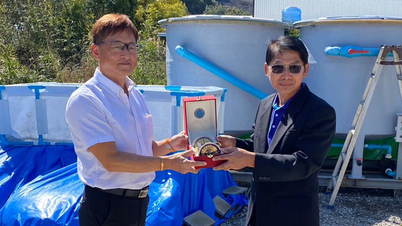 鹿児島県指宿市のスチャートファーム式バナメイエビ種苗生産施設への視察