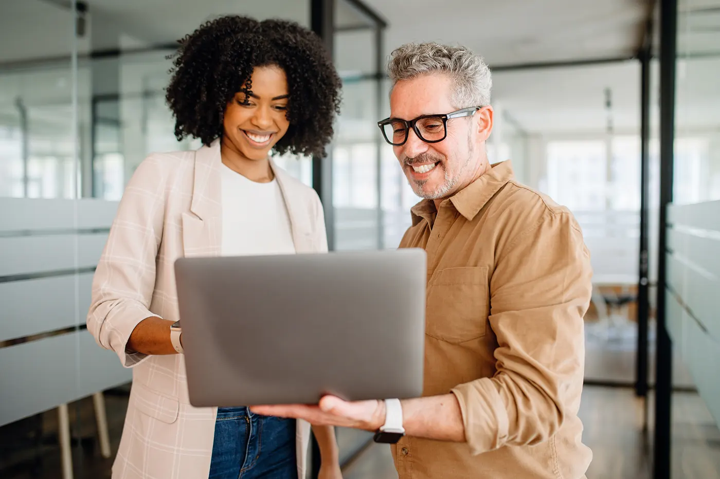 Executive coaching effectiveness review with leadership goals and feedback