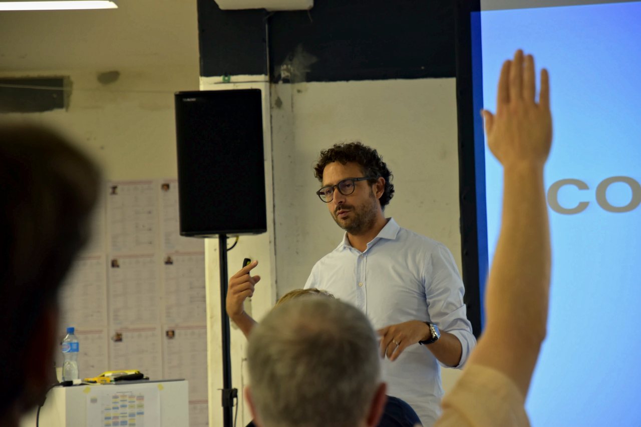Stefano Mastrogiacomo facilitating a workshop at the Strategyzer Bootcamp, 2016