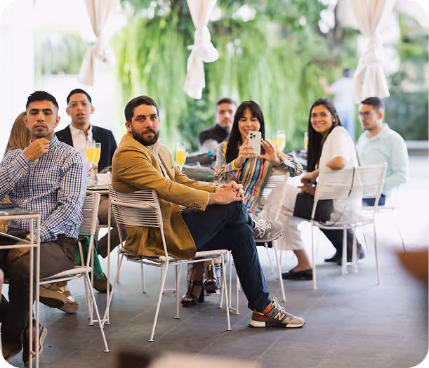Equipo Zetta en la celebración Great Place to Work 2023-2024